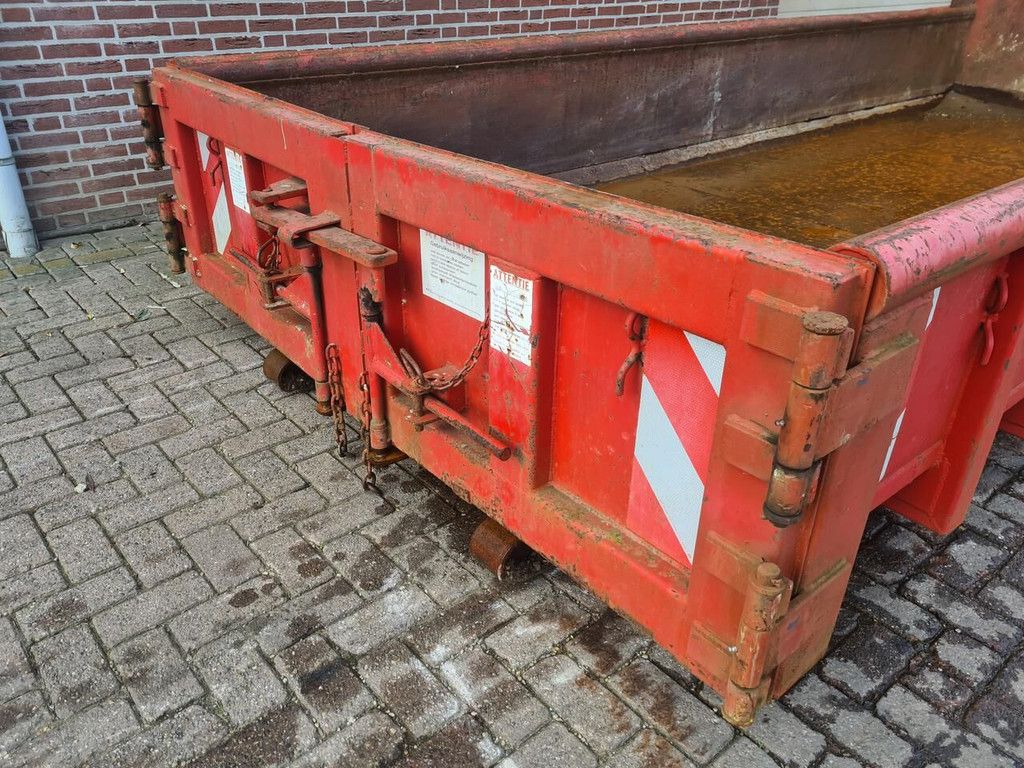 Haakarm container