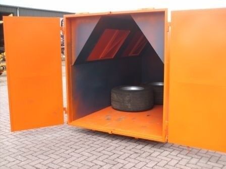 Skip bin