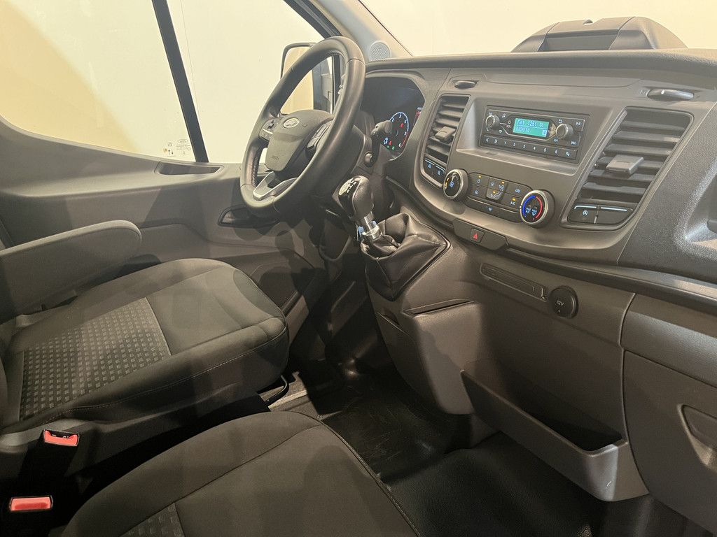 Ford Transit 350 2.0 TDCI L4 Trend 130 PK RWD Bakwagen / Sörensen Laadklep / Meubelbak / Euro 6 / Airco / Cruise Control / 3-Zits / 45.000 KM !!