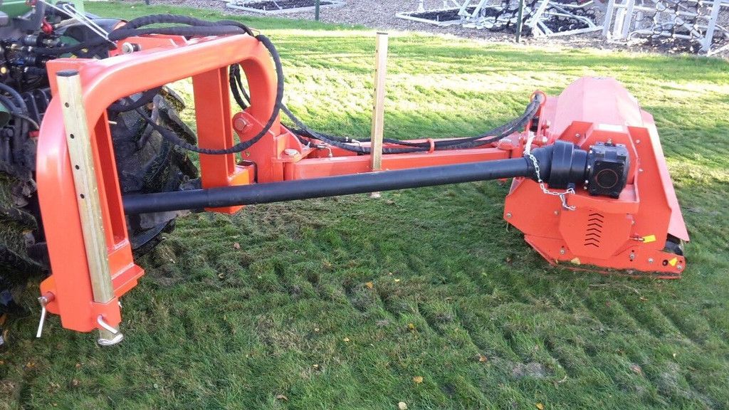 Roadside mower