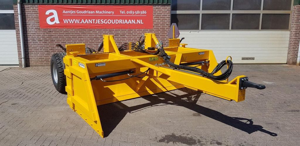 Bizon 3000 leveller