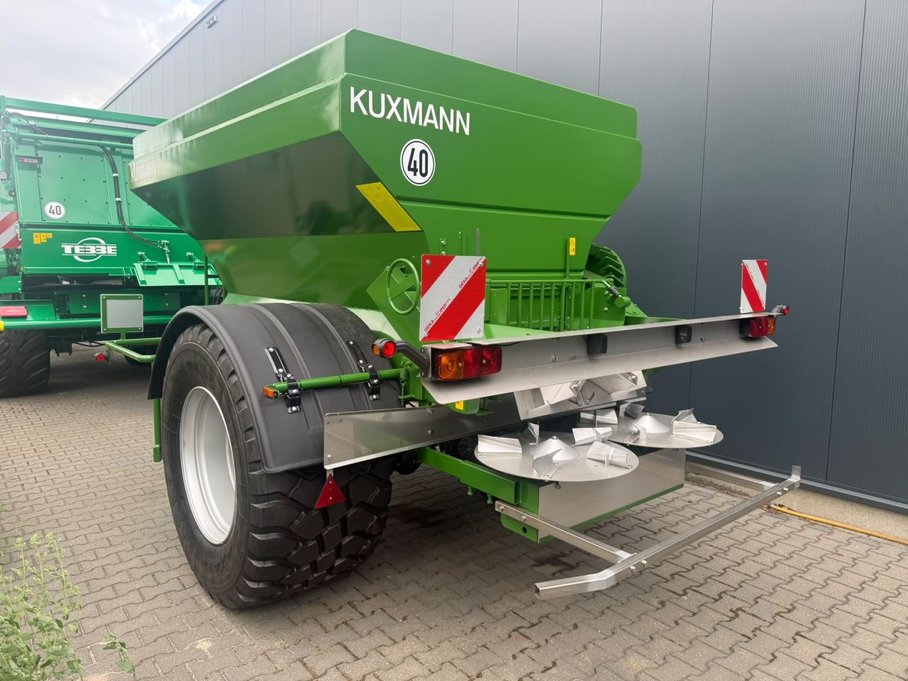 Kuxmann K8000 getrokken Kalkstrooier