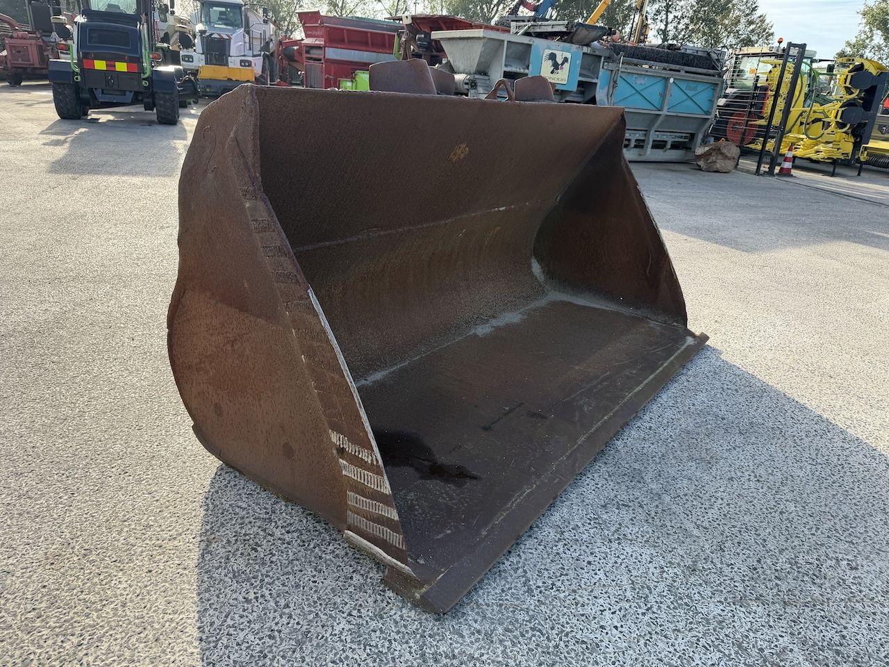 Dichte bak Volvo L110 285cm