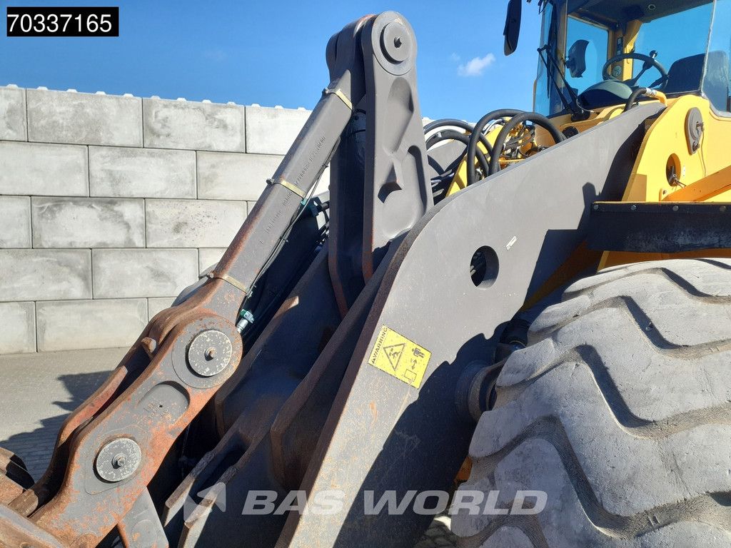 Volvo L220 E QUICK COUPLER