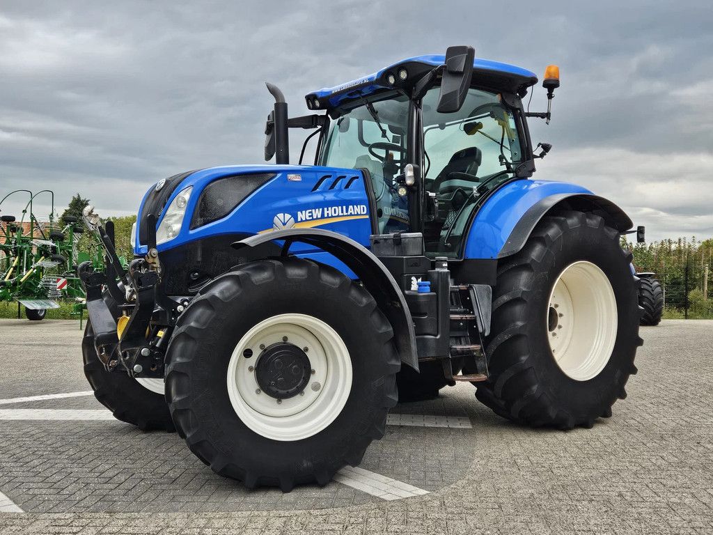 New Holland T7.210PC