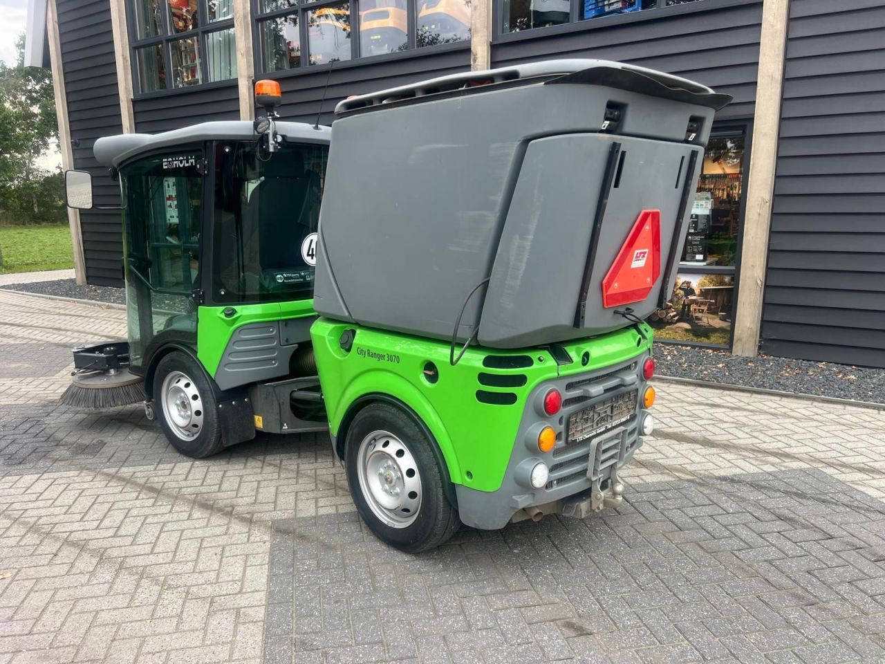 Nilfisk Egholm City Ranger 3070 sweeper