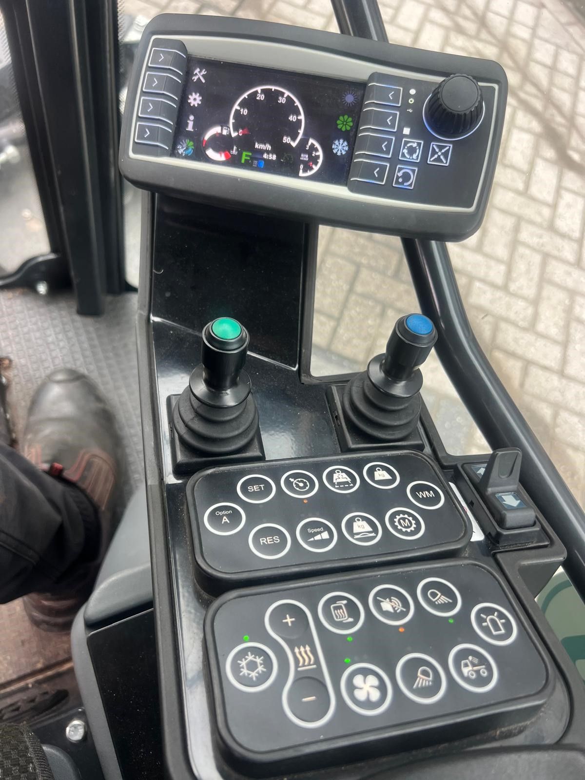 Nilfisk Egholm City Ranger 3070 sweeper