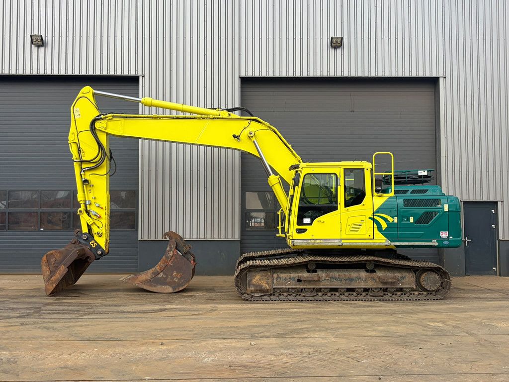 Hyundai HX260L