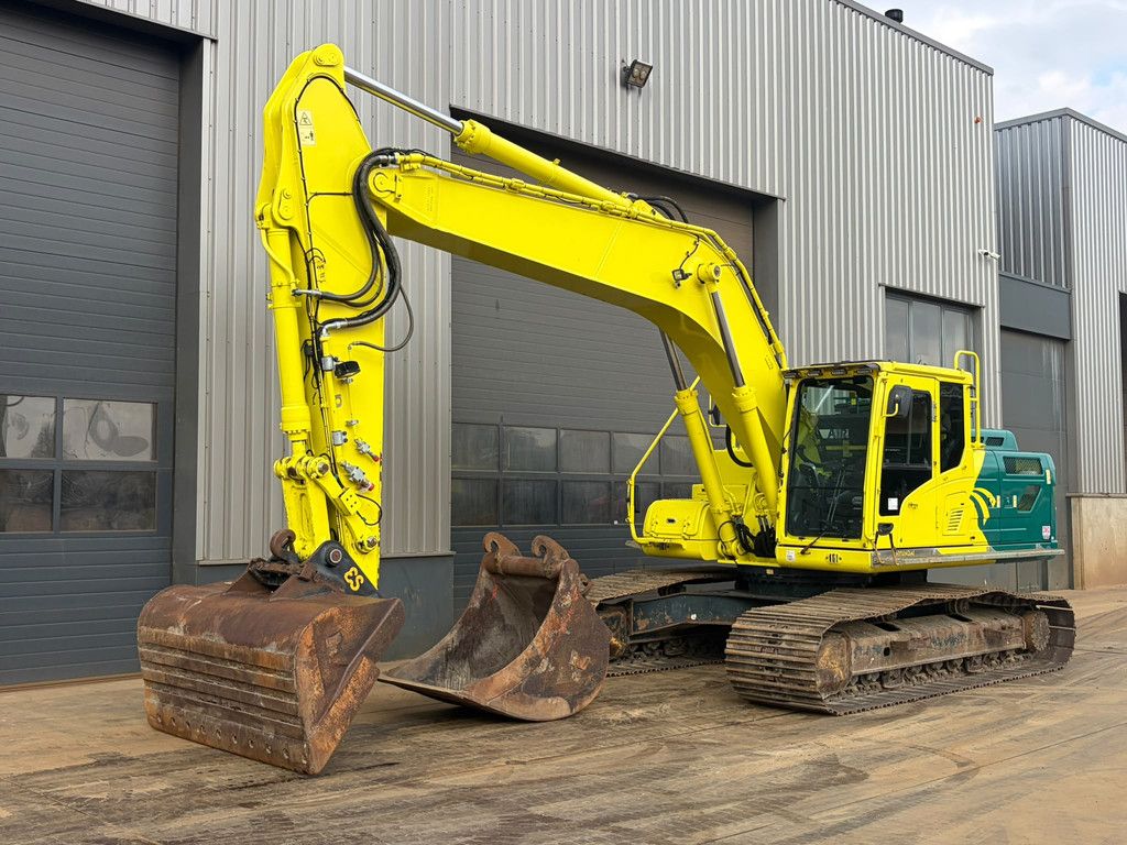 Hyundai HX260L