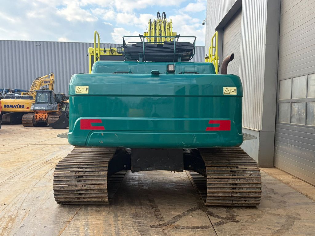 Hyundai HX260L