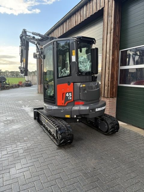 Eurocomach 45TR met Extra pomp