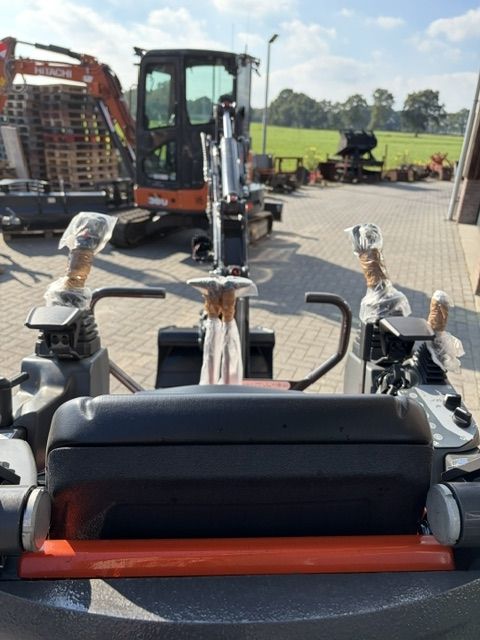 Eurocomach 14 SR met sloop-sorteer functie