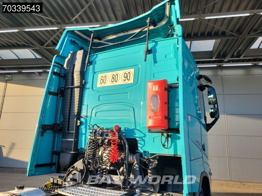 Volvo FH 460 4X2 ADR 2x Tanks Cruise Control