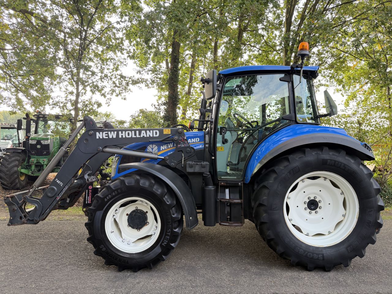 New Holland T4.85