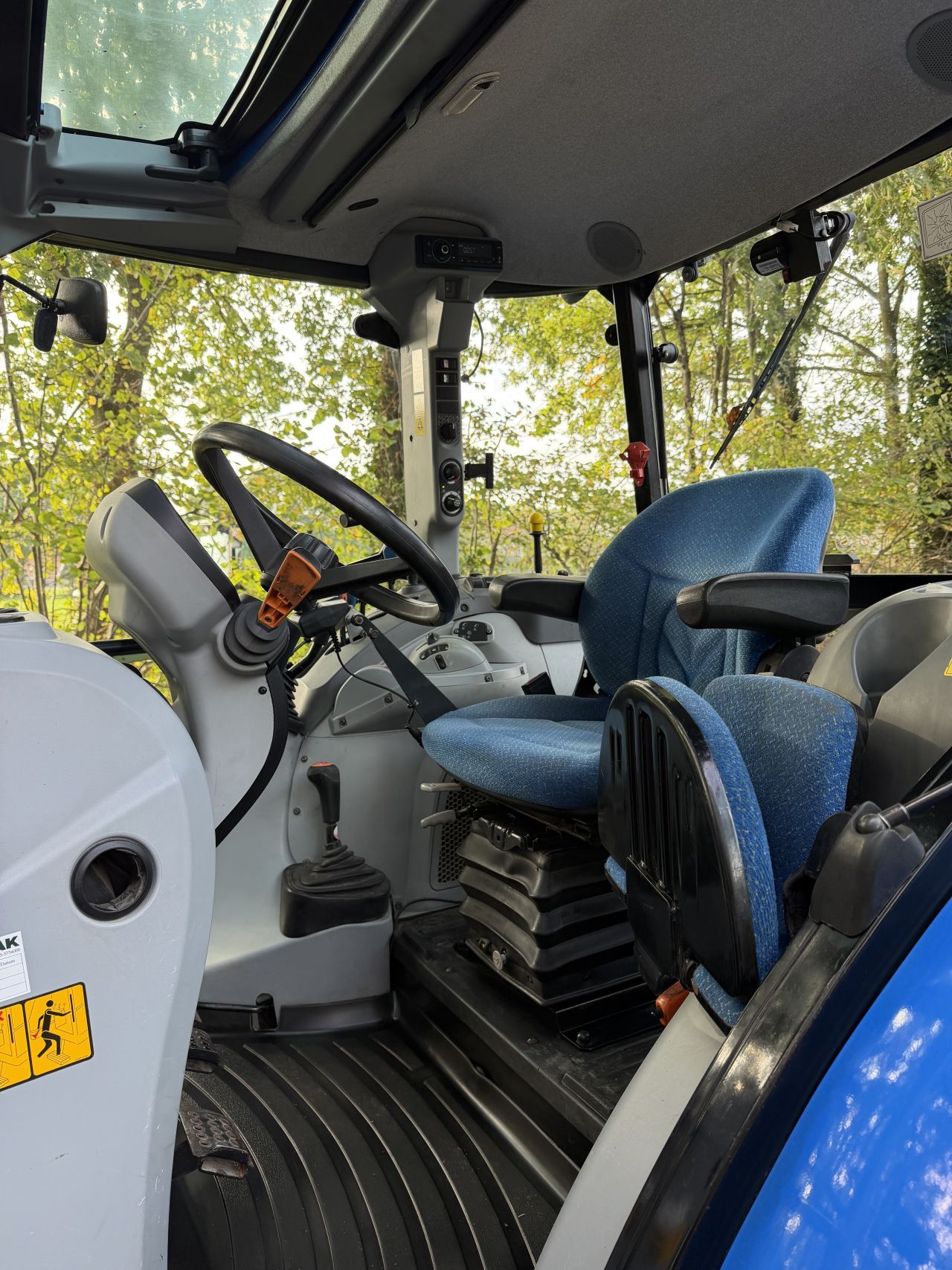 New Holland T4.85