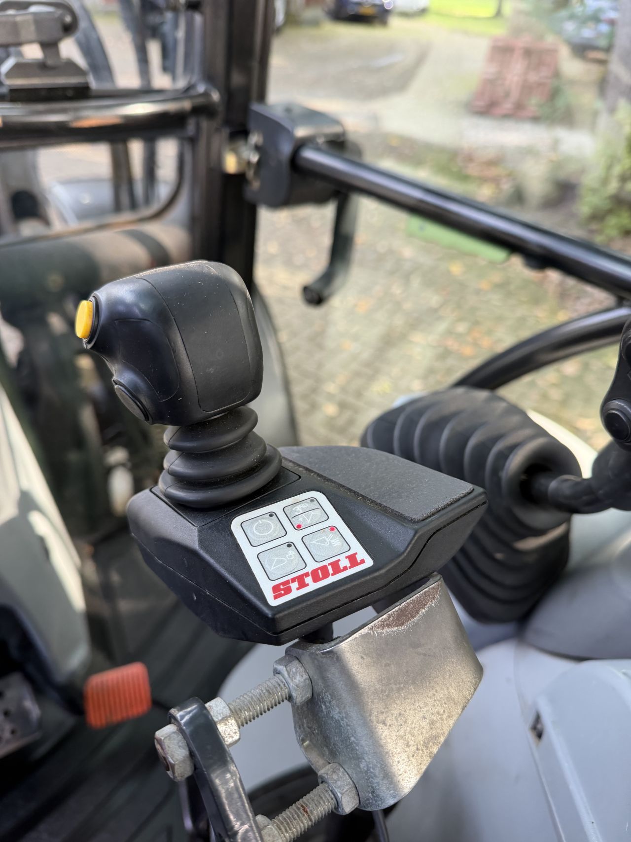 New Holland T4.85