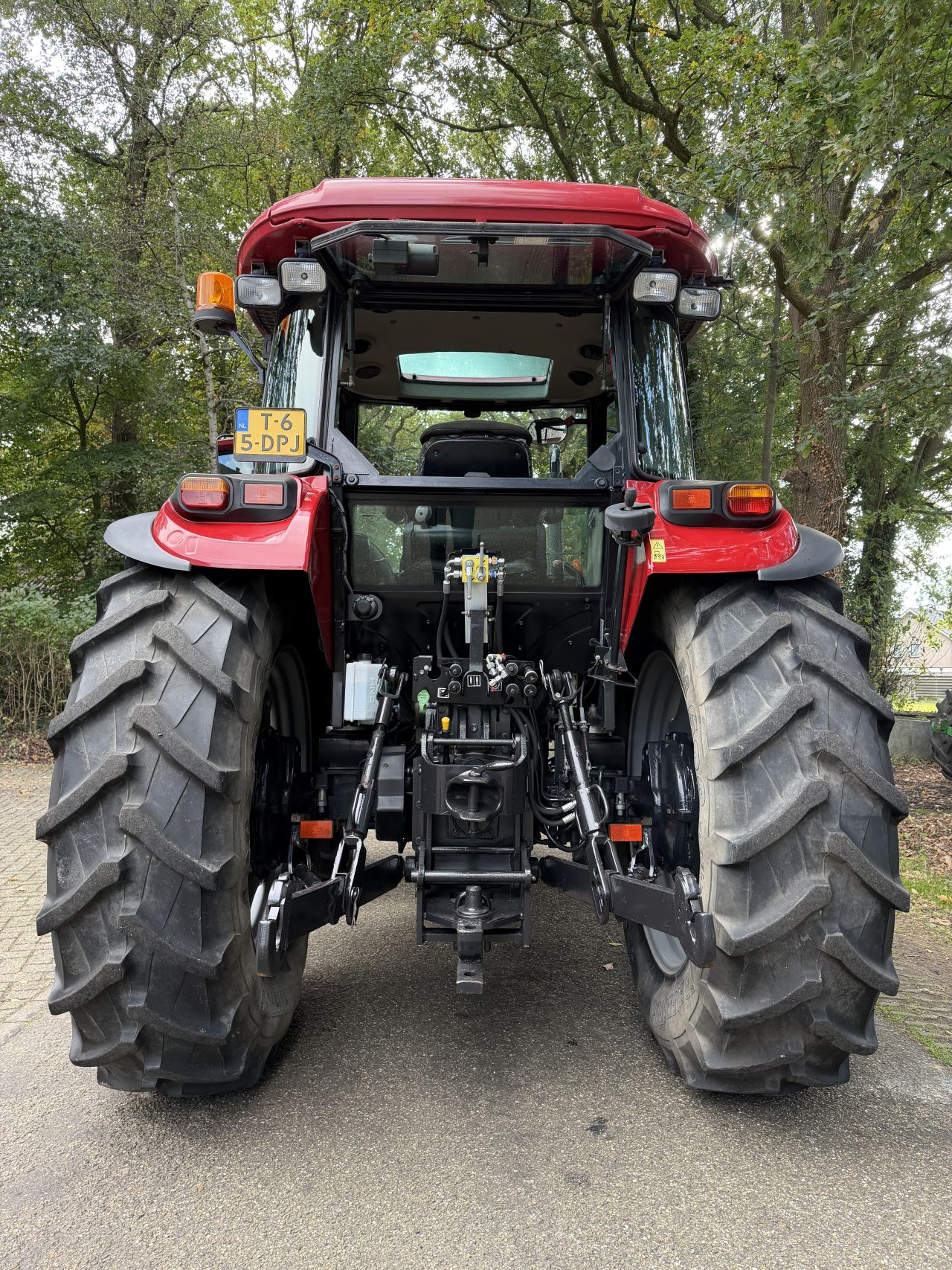 Case IH Farmall 105A