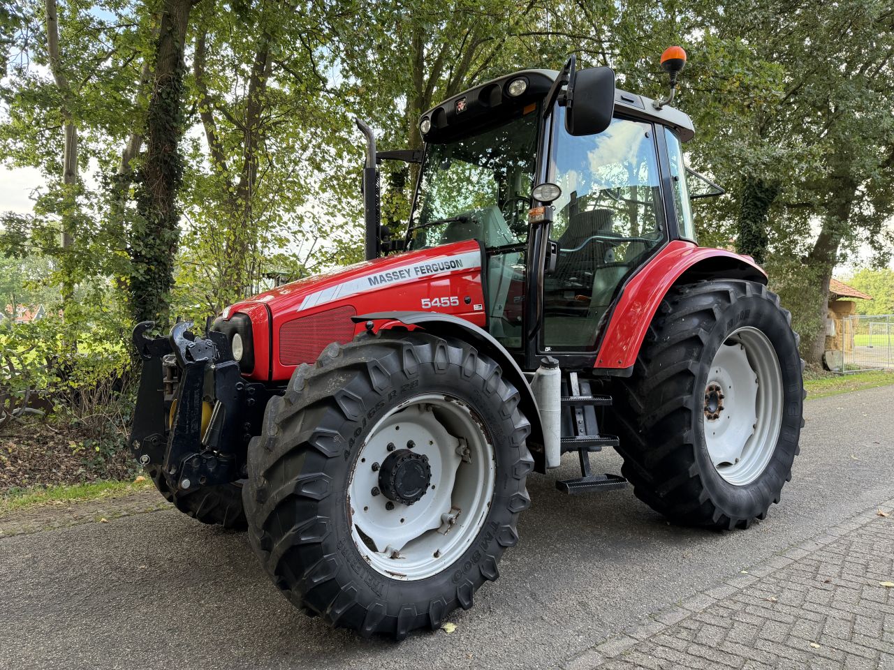 Massey Ferguson 5455