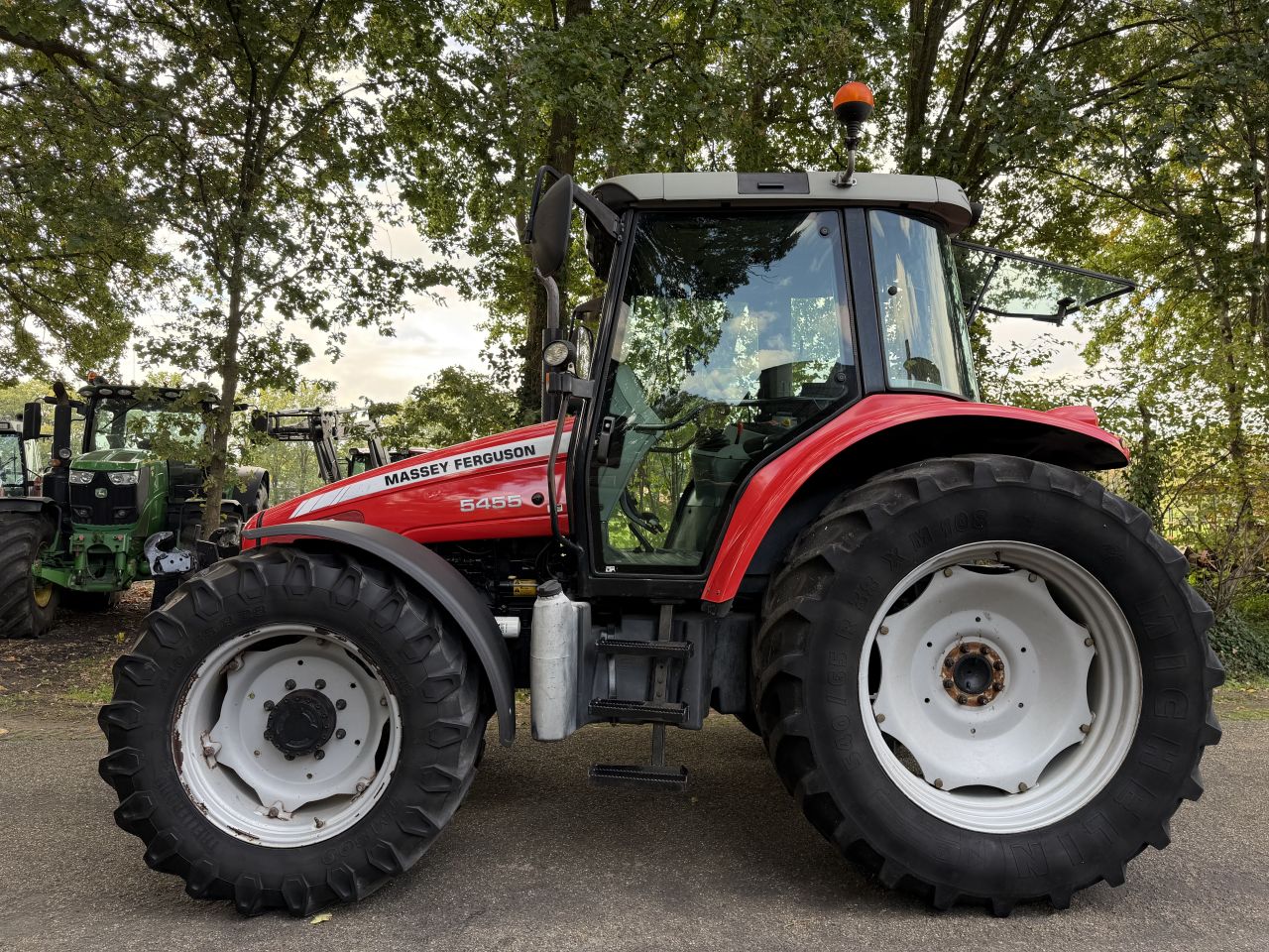 Massey Ferguson 5455