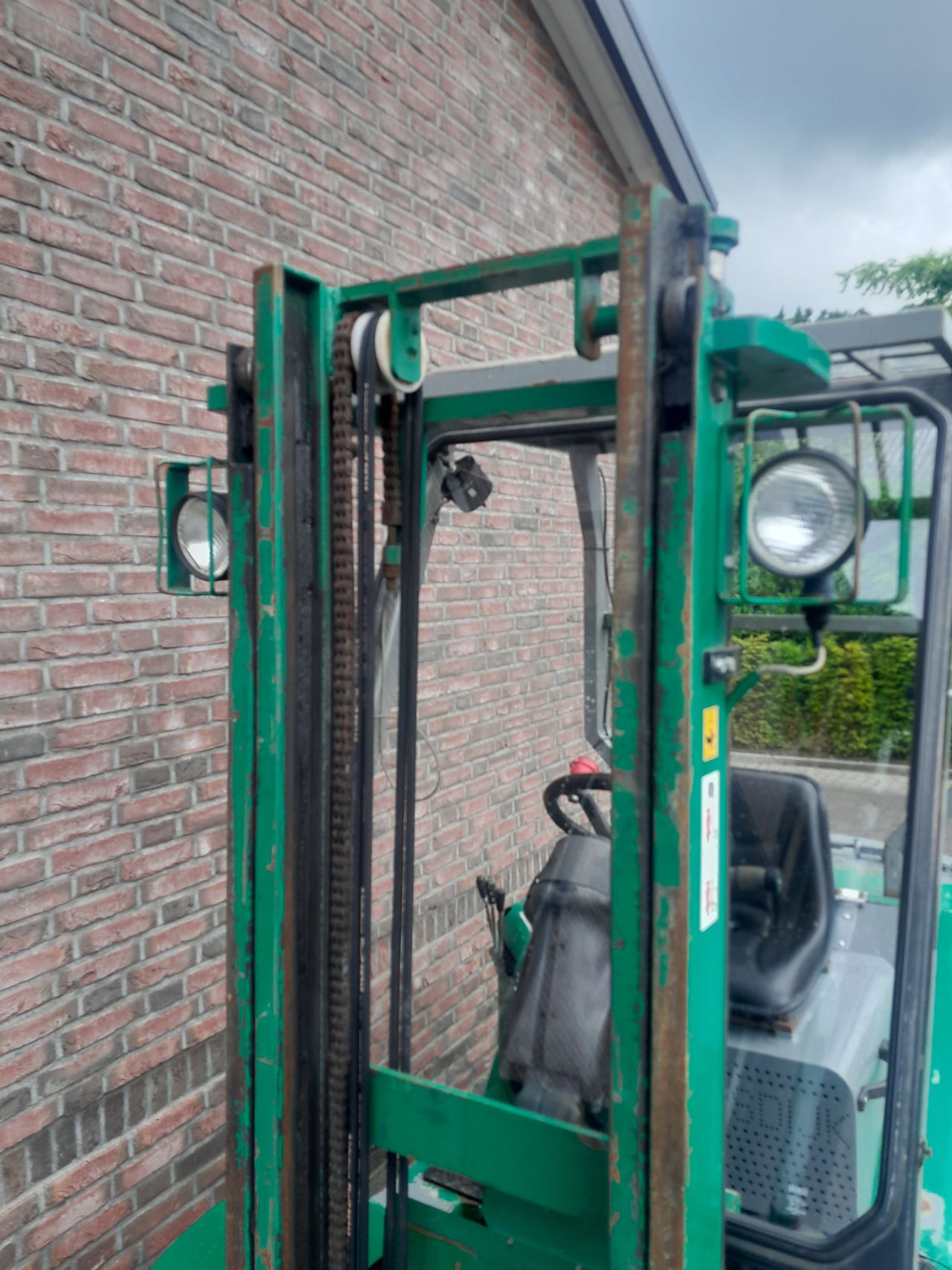 Compacte Diesel Veldheftruck