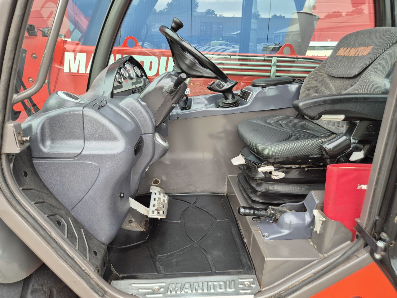 MANITOU MLT634 - 120LSU VERREIKER MET KENTEKEN BOUWJAAR 2012
