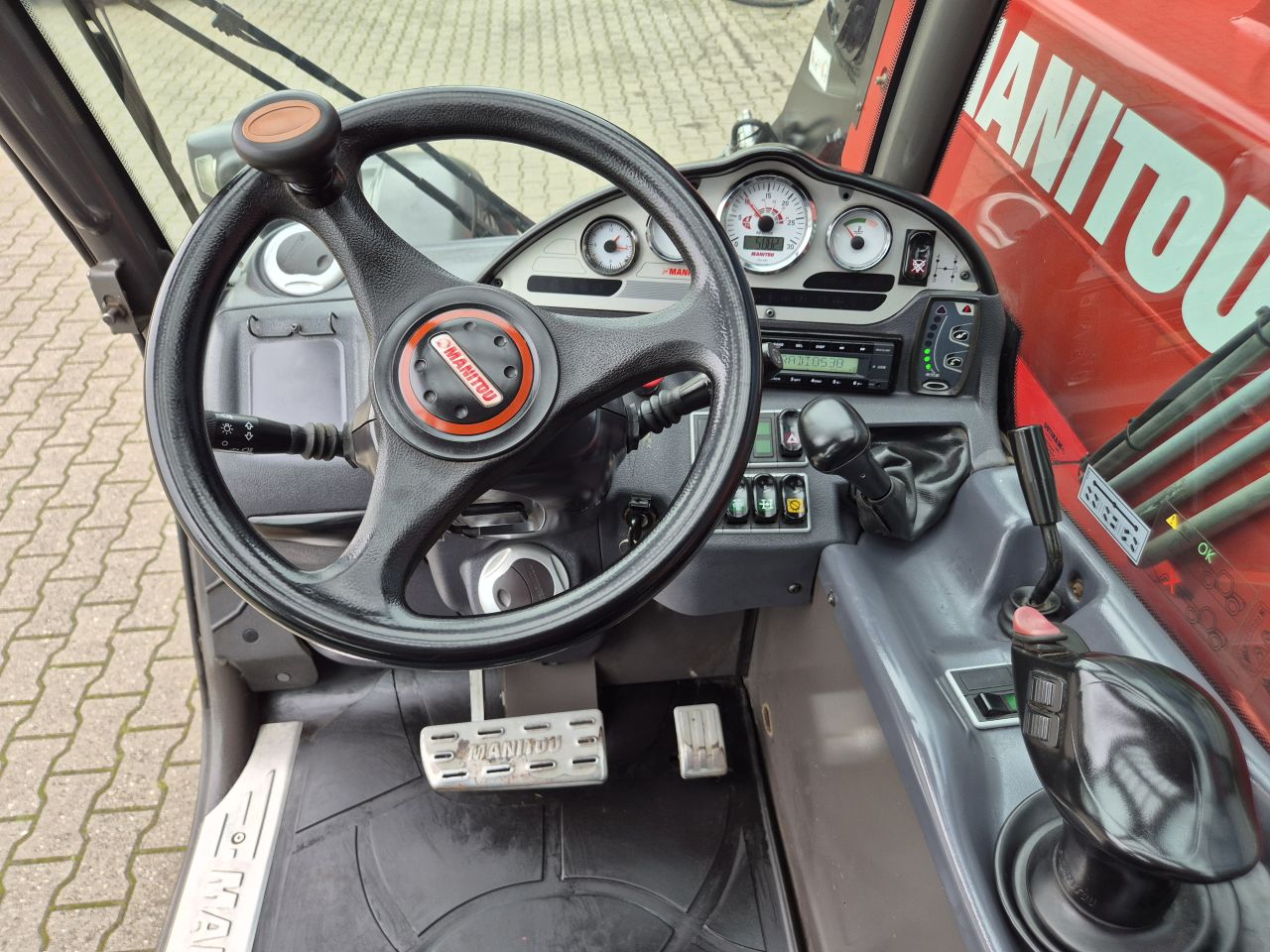 MANITOU MLT634 - 120LSU VERREIKER MET KENTEKEN BOUWJAAR 2012
