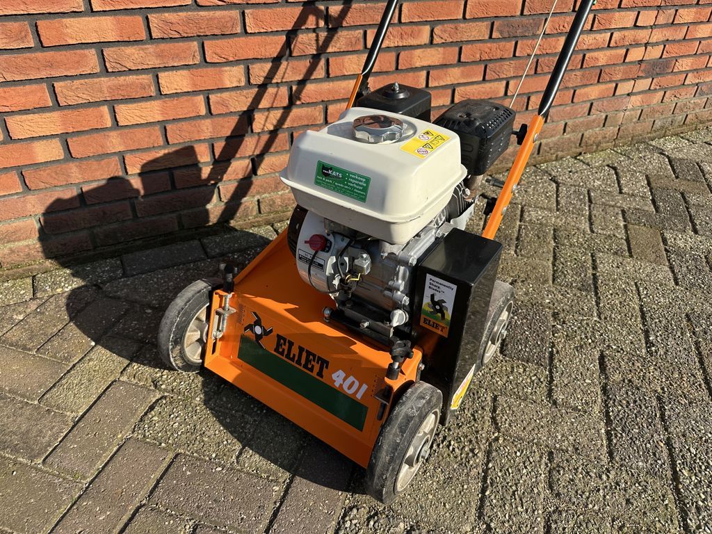 Eliet E401 VM VERTICUTEERMACHINE