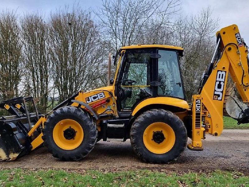 JCB 4CX