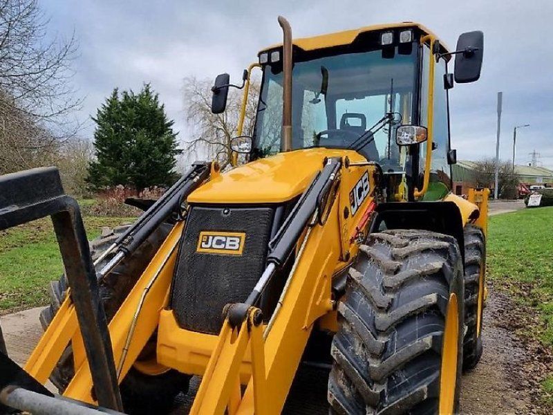 JCB 4CX