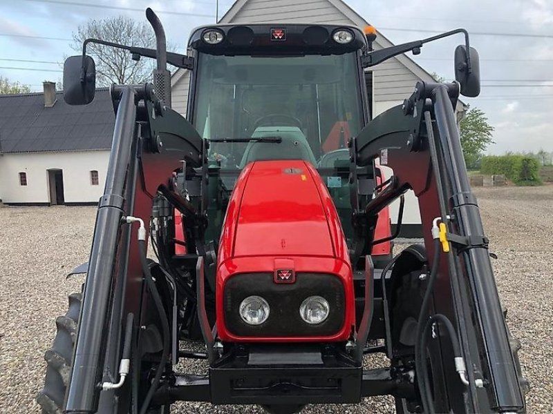 Massey Ferguson 5435