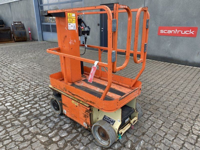 JLG 1230ES
