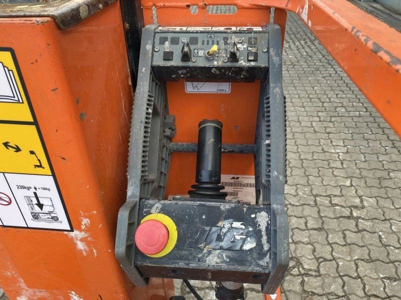 JLG 1230ES