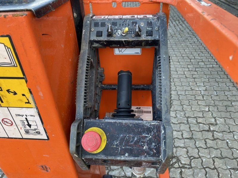 JLG 1230ES