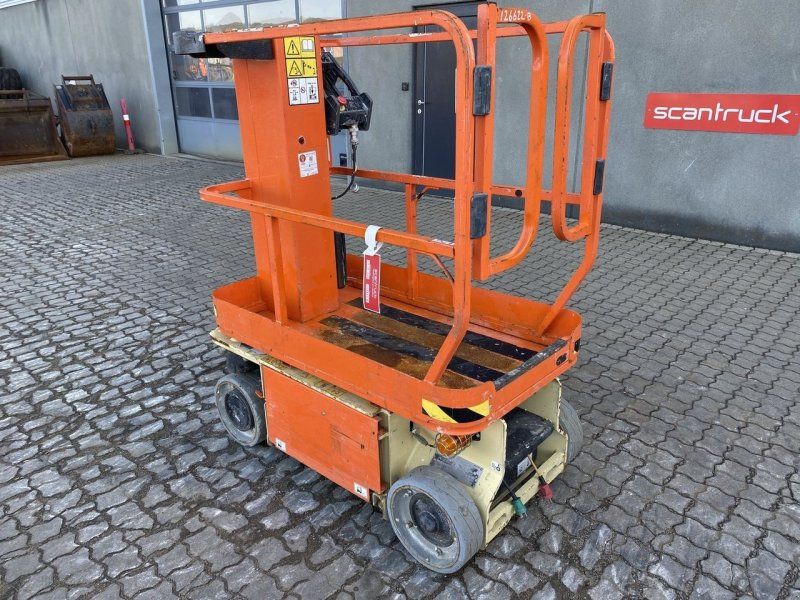 JLG 1230ES
