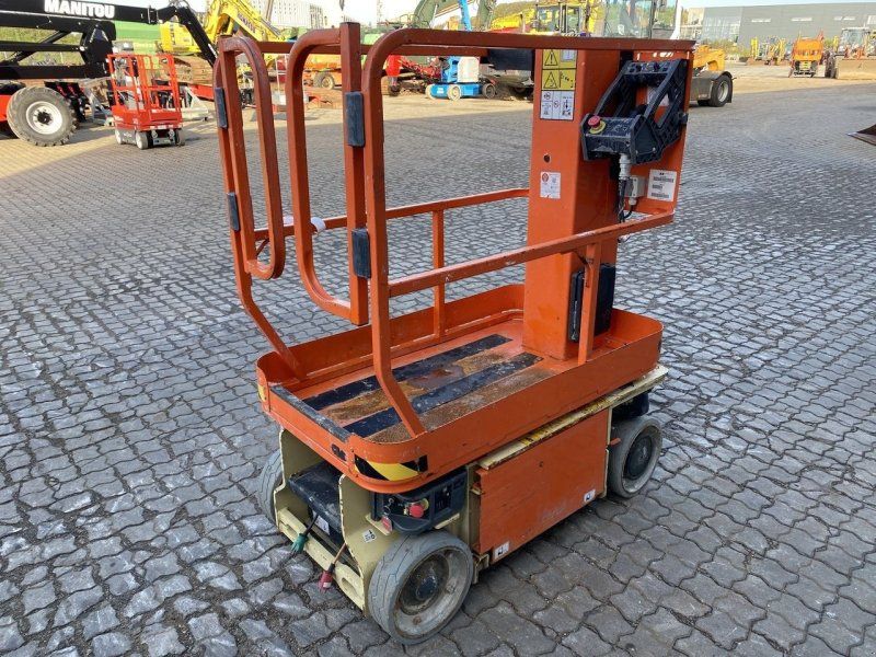 JLG 1230ES
