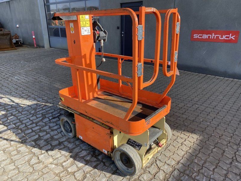 JLG 1230ES