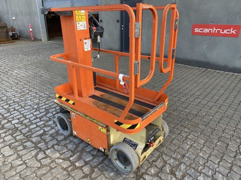 JLG 1230ES