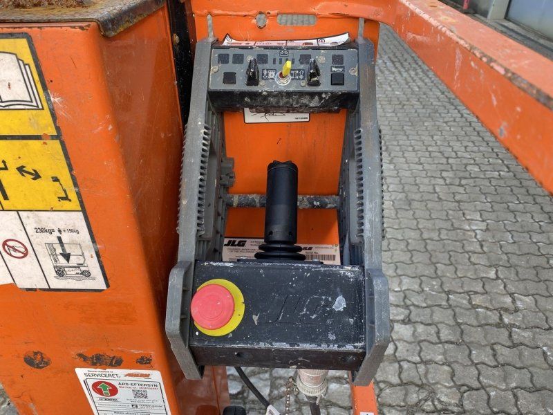 JLG 1230ES