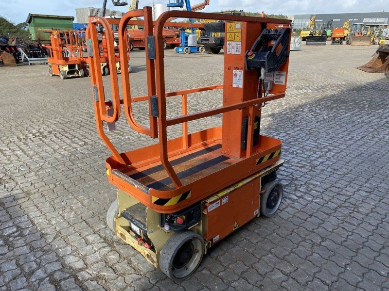 JLG 1230ES