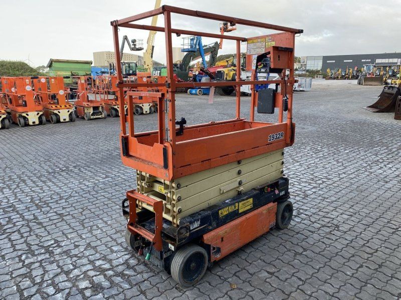 JLG 1932R