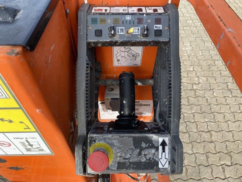 JLG 1230ES