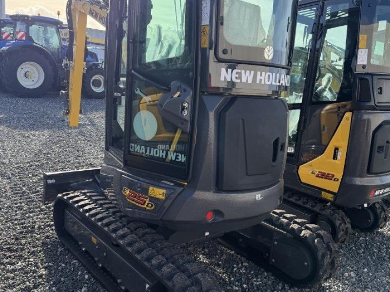 New Holland E25D