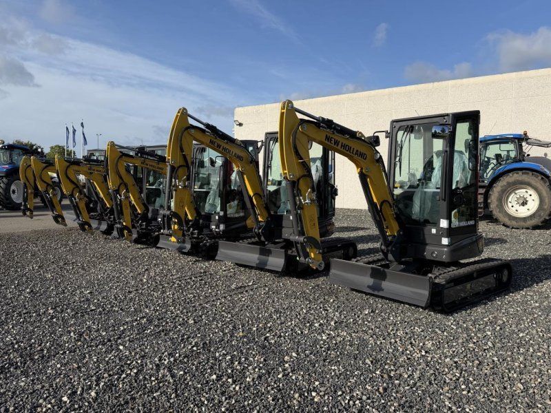 New Holland E25D