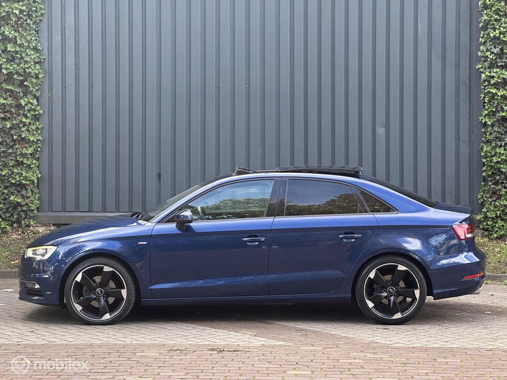 Audi A3 Limousine 2.0 TDI 3xS-Line |Pano|Blind Spot|Keyless