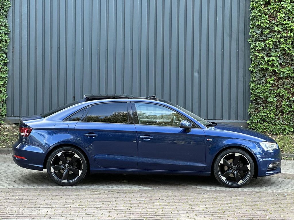 Audi A3 Limousine 2.0 TDI 3xS-Line |Pano|Blind Spot|Keyless
