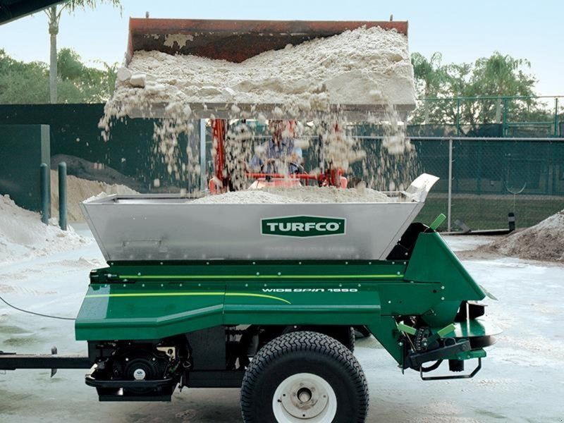 Turfco Wide Spin 1550 TOP Dresser
