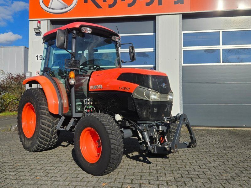 Kubota L2501