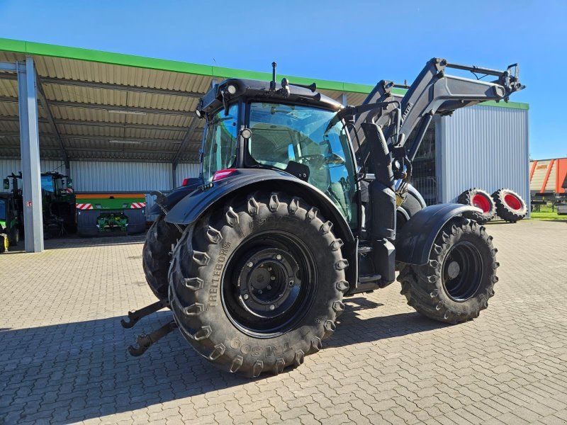 Valtra N 174