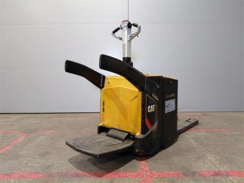 Caterpillar NPV20N2