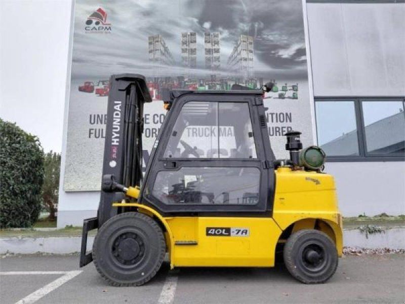 Hyundai 40 L-7A